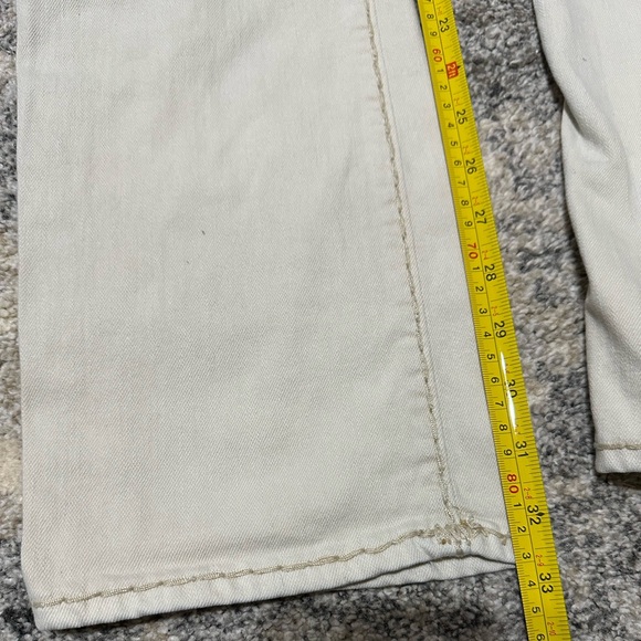 True Religion - Picture 5 of 5